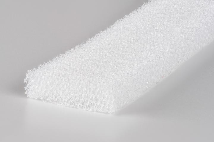 Mousse d'isolation adhésive